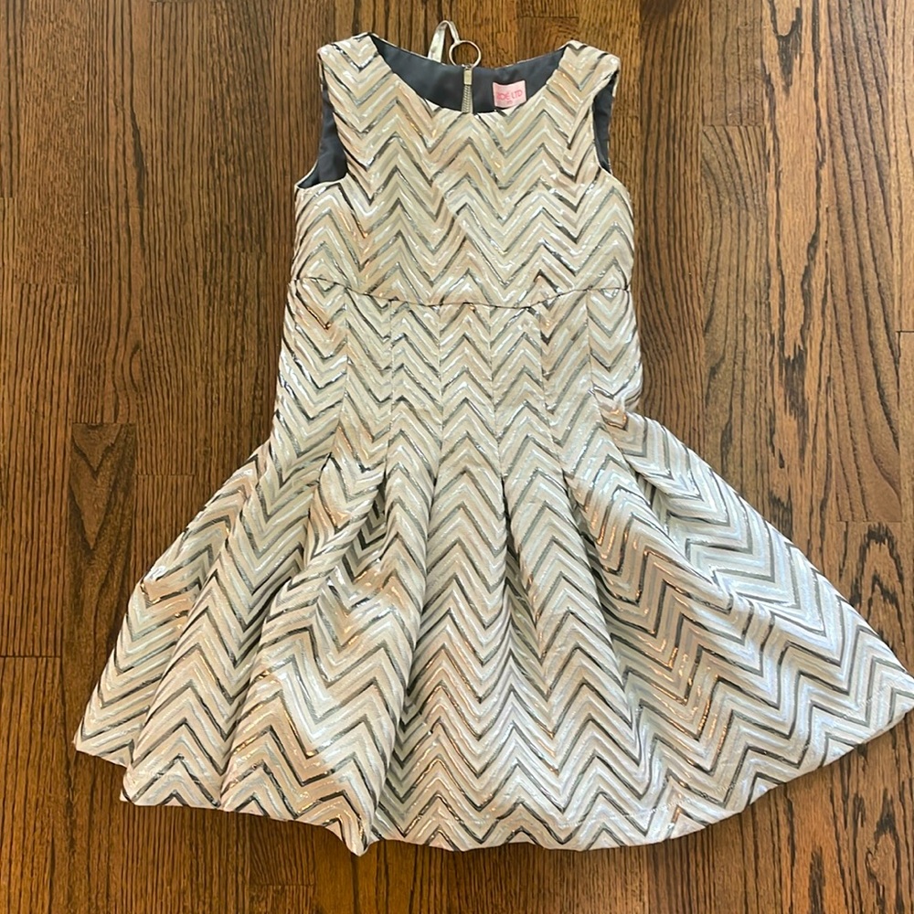 Zoe LTD Girls size 10 metallic silver ivory holiday dress (neiman Marcus)